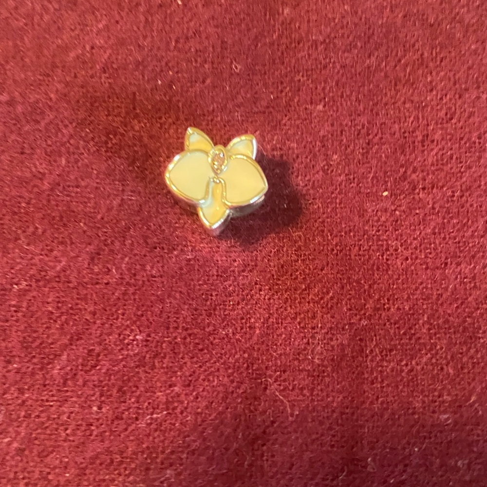 Pandora Cream and Gold Flower Brooch